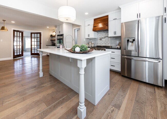 Building Photo - Cozy Home Centrally located Colorado Sprin...