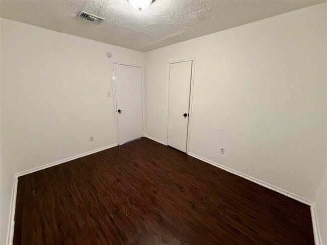 Building Photo - 12818 Segrest Dr