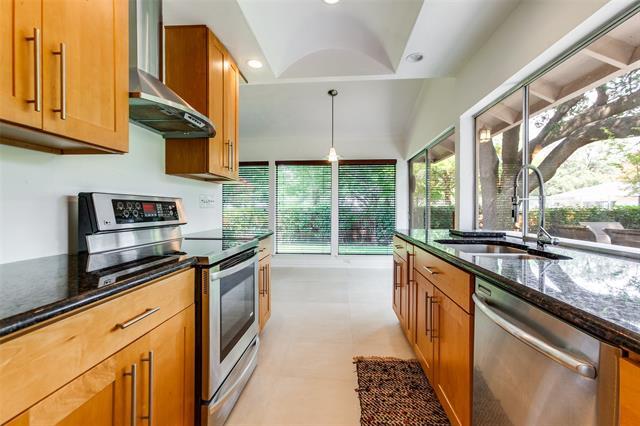 Building Photo - 15731 Overmead Cir