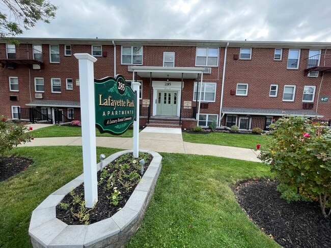 Building Photo - Lafayette Park Apartments