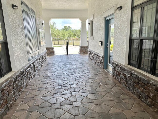 Building Photo - 6268 Great Bear Dr