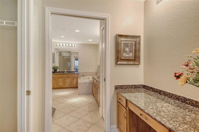 Building Photo - 5100 Jessie Harbor Dr