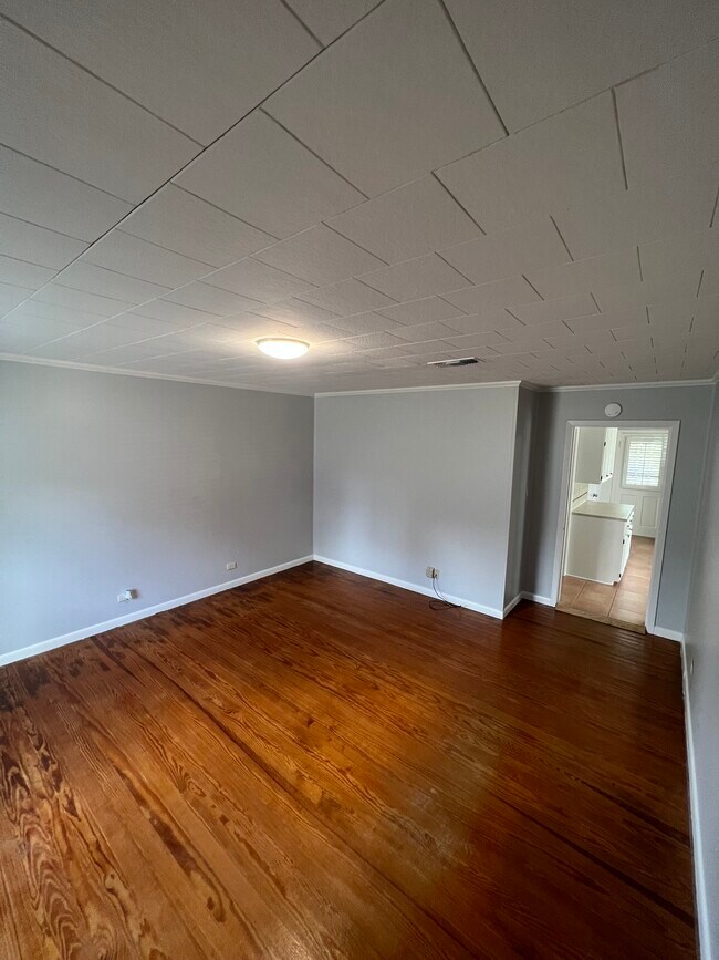 Building Photo - 204 Belle Dame Dr