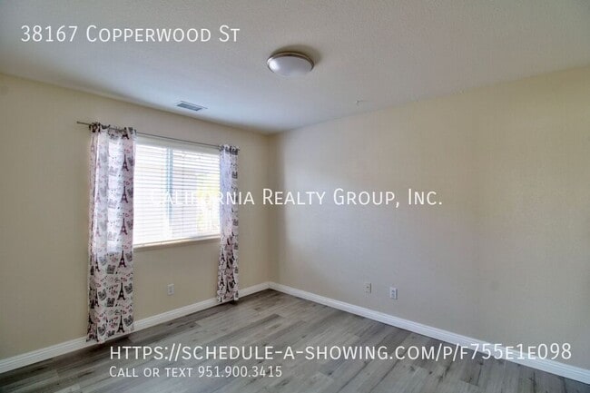 Building Photo - 38167 Copperwood St