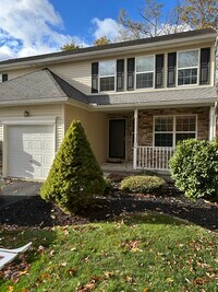 Building Photo - 56 N Chestnut Dr