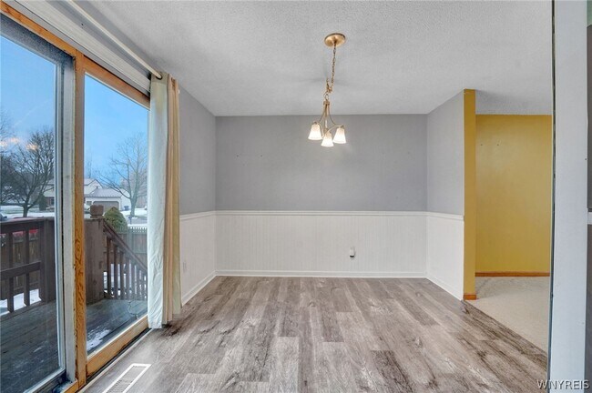 Building Photo - 36 Altair Dr