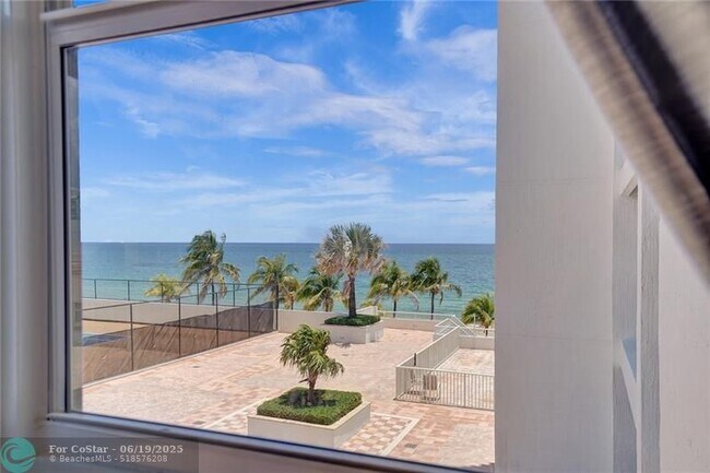 Building Photo - 1370 S Ocean Blvd