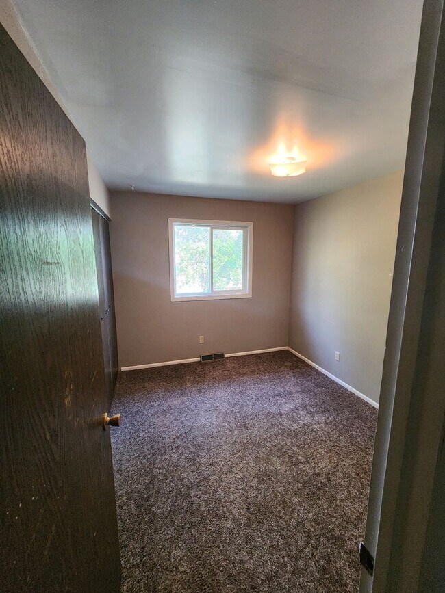 Building Photo - 310Kennedy