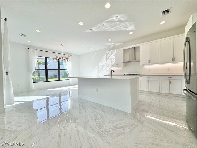 Building Photo - 20304 Estero Xing Blvd