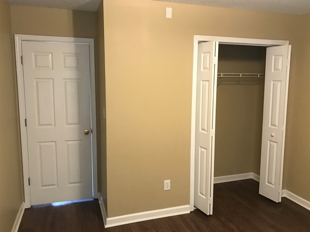 Building Photo - 3041 Andora Drive SW