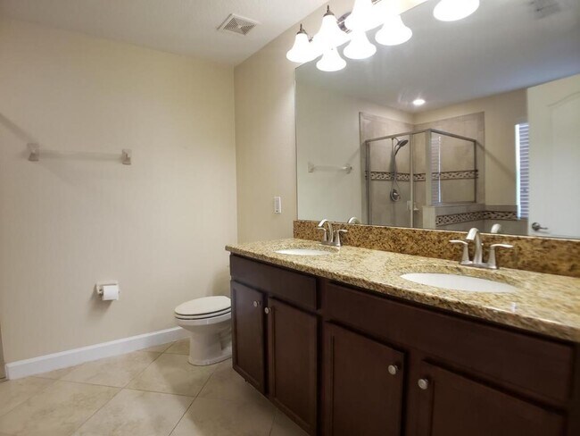 Building Photo - 7449 Ella Ln