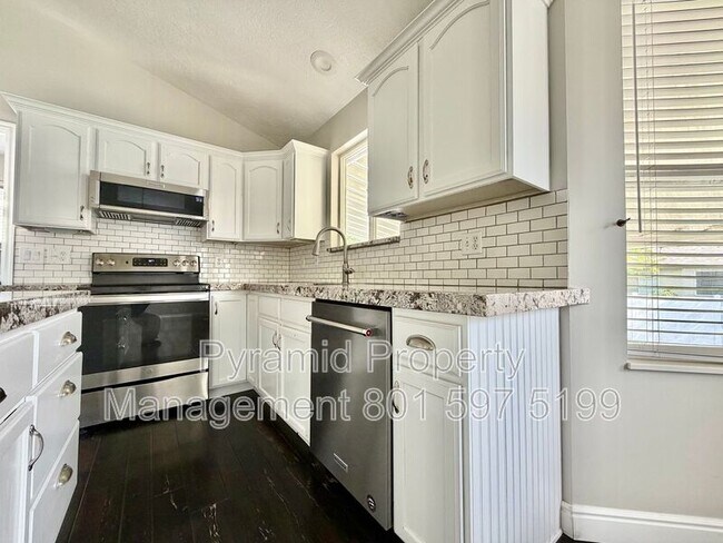 Building Photo - 4772 W 9070 S