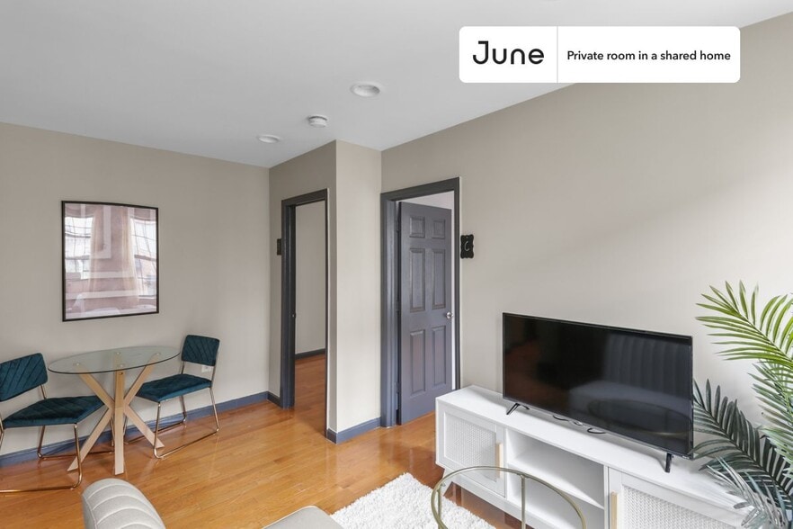 Building Photo - Room in Shared 3 bed/1 bath home in East Village