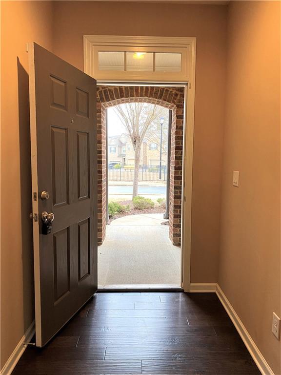 Building Photo - 2186 Hillview Dr NE