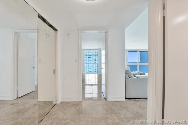 Building Photo - 1360 S Ocean Blvd