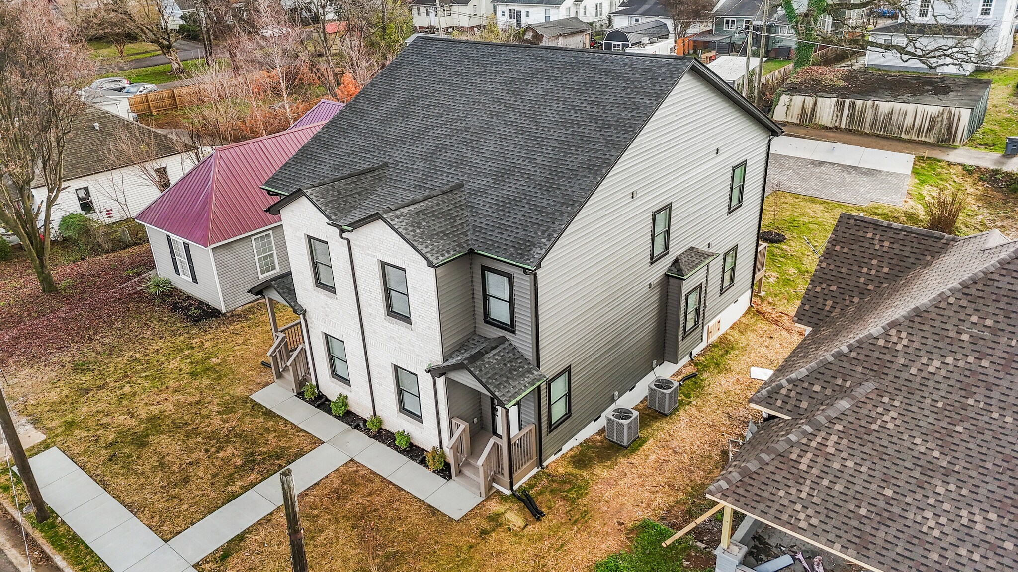 Building Photo - 212 E Morelia Ave