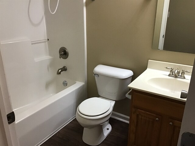 Building Photo - 829 Stonehenge Way