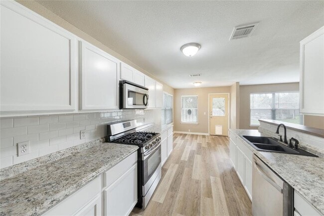 Building Photo - 1602 Gouda Ct