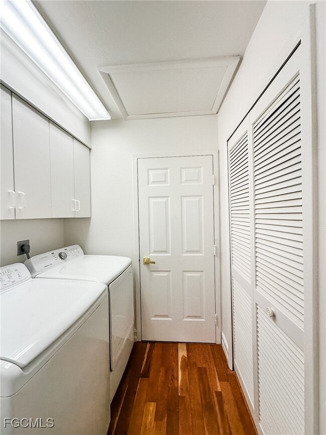 Building Photo - 3726 Stone Way