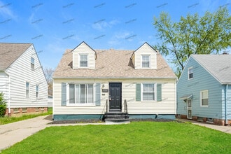 Building Photo - 15611 Edgewood Ave