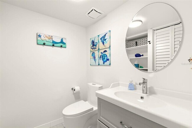 Building Photo - 1848 Shore Dr S