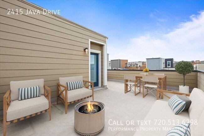Building Photo - 2415 Java Dr