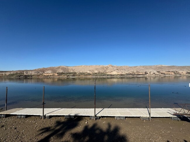 Building Photo - 1611 AZ-95