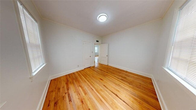 Building Photo - 603 Hubbard Ave