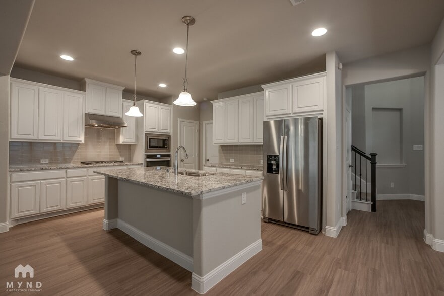 Building Photo - 3317 King Yon Wy