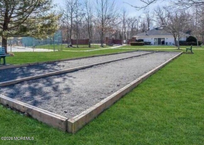 Building Photo - 69 Daniele Dr