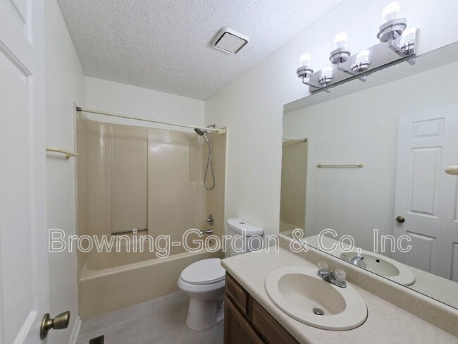 Building Photo - 251 Colt Dr