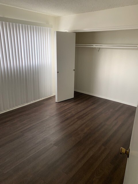 Front Bedroom - 901 N Cedar St
