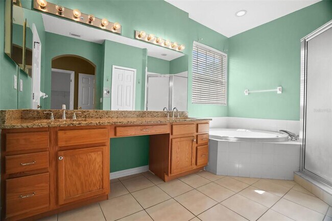 Building Photo - 14020 Waterville Cir