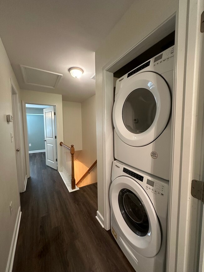 Washer and Dryer in unit - 1215 Green Oaks Ln