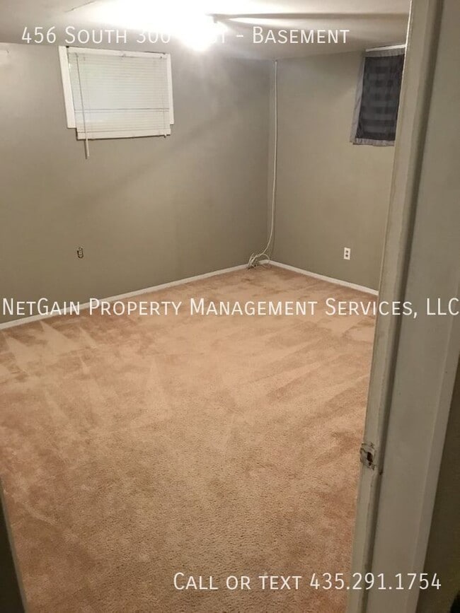 Building Photo - 456 S 300 W