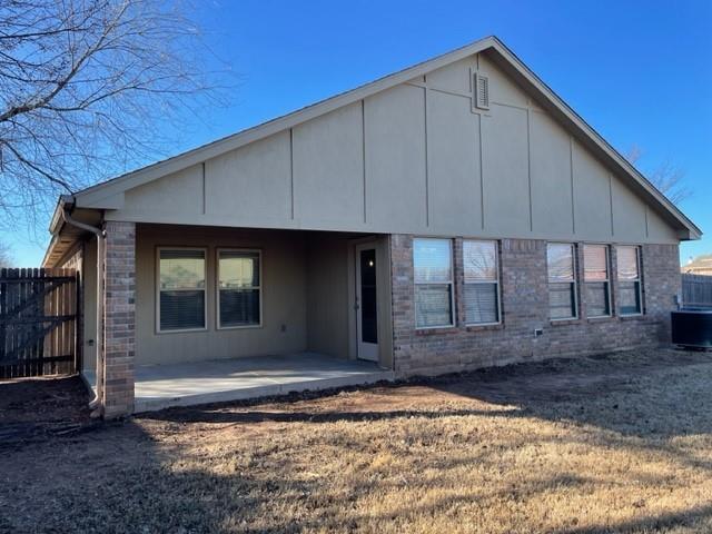 Building Photo - 2112 SW 140th St