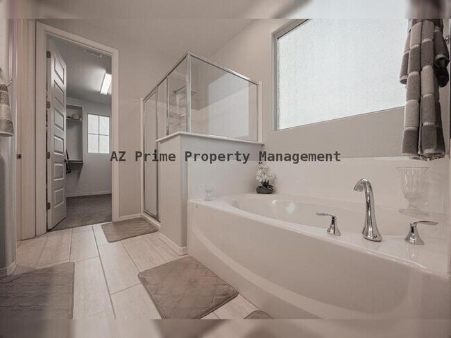 Building Photo - 11777 S 51st Dr