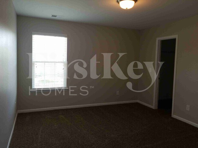 Building Photo - 1309 Waldridge Ct