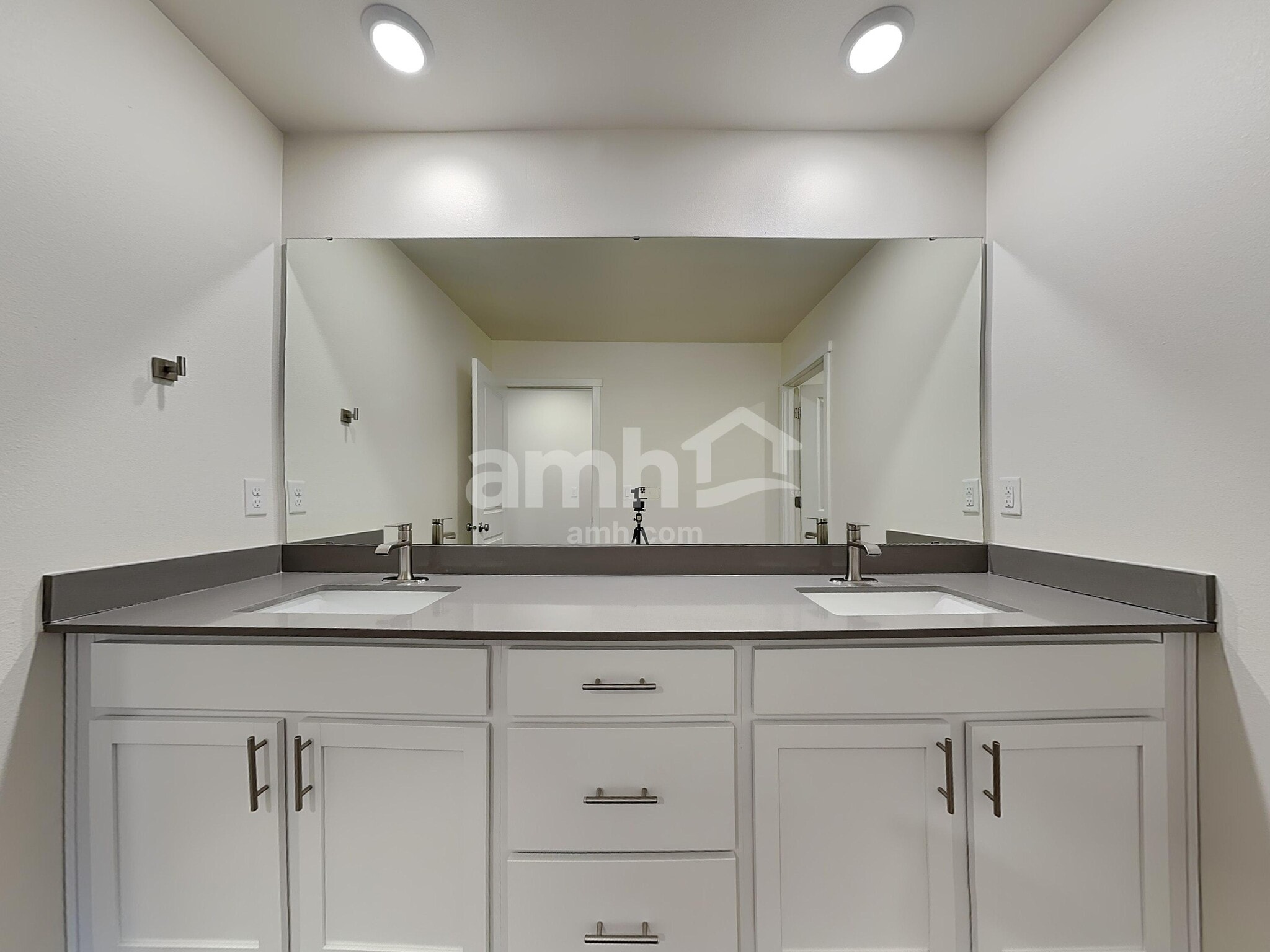 Building Photo - 4229 177th St E