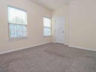 Building Photo - 7721 Duncannon Ln