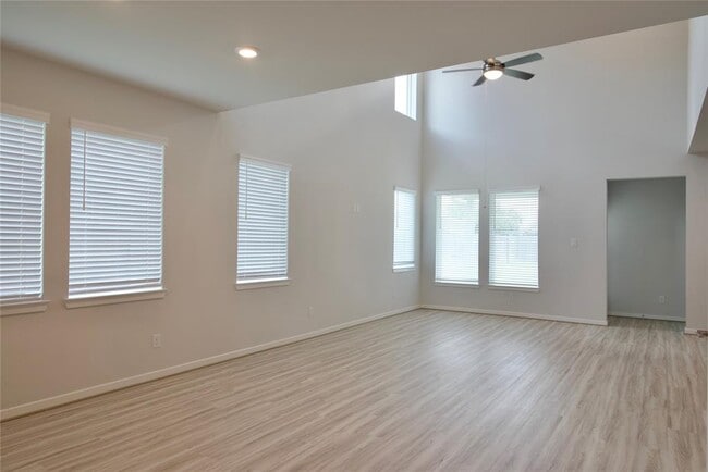 Building Photo - 8475 Harrington Grv Trl