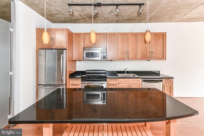 Building Photo - 2125 14th St NW