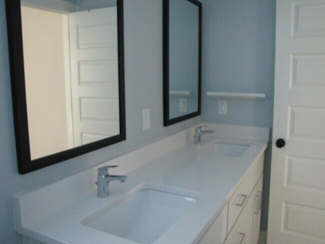 Building Photo - 303B Truce Street, Durham NC  27703