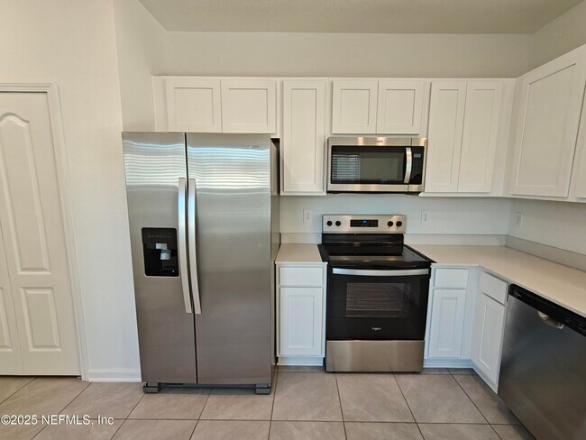 Building Photo - 114 Summer Moon Dr