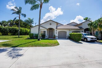 Building Photo - 9497 Boca Gardens Pkwy