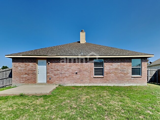 Building Photo - 803 Windflower Dr