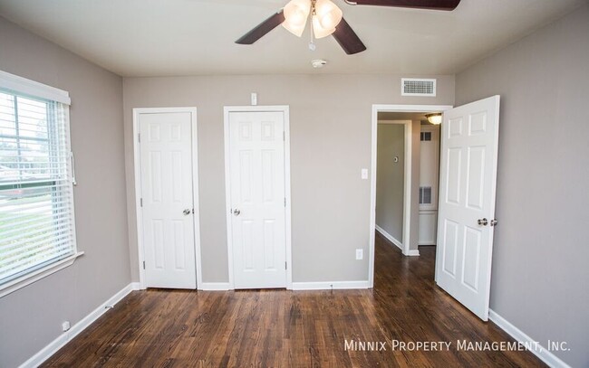 Building Photo - 4416 43rd St