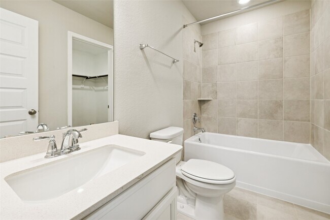 Building Photo - 17706 Rosemary Ln