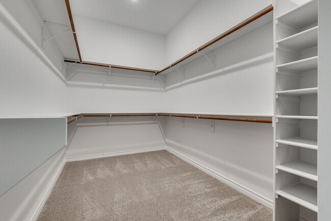 Building Photo - Single story in the exclusive master planned community of Heritage in Stonebridge!