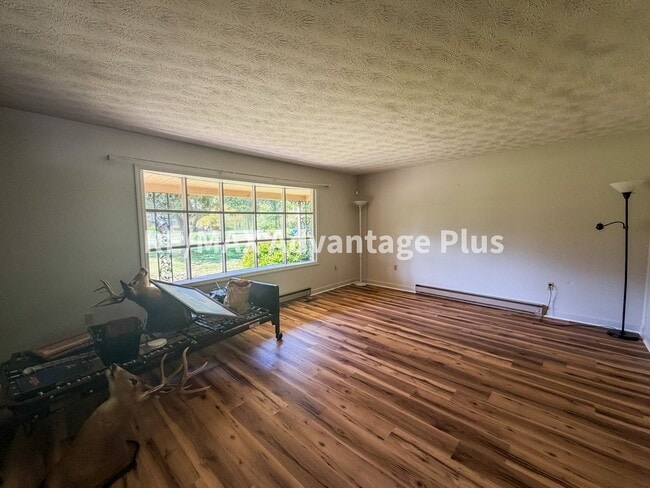 Building Photo - Charming 3-Bedroom Home in Keysville